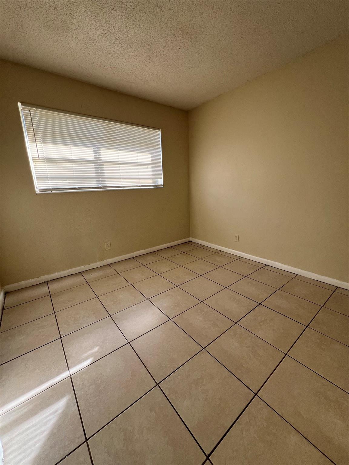 Tuskegee Park 3-9 B - Residential Lease