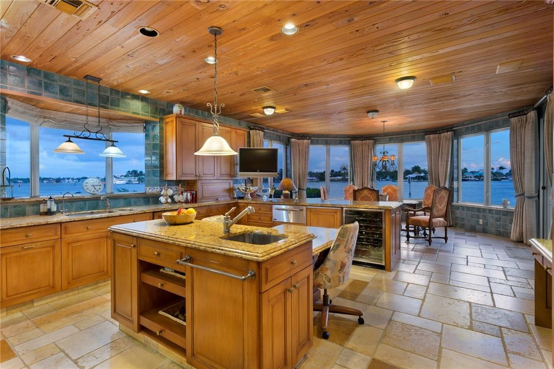 Lauderdale Harbors - Residential