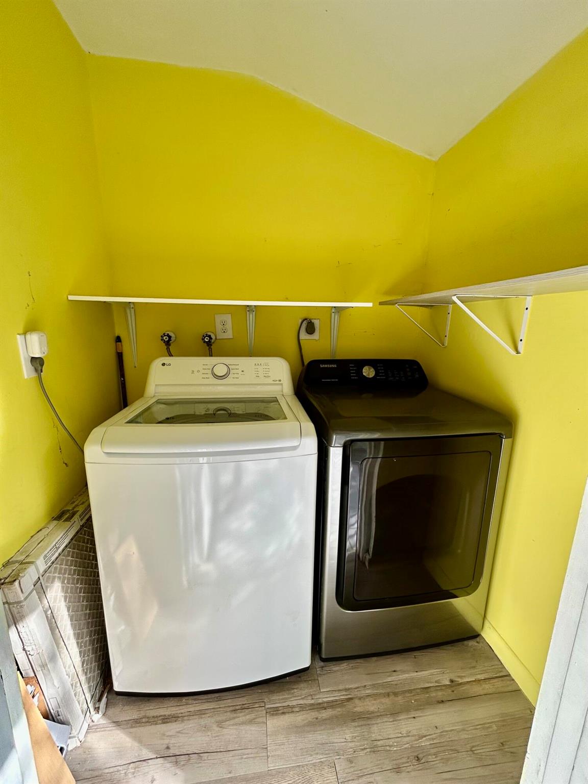 VALLHALA VILLAGE CONDO - Residential Lease