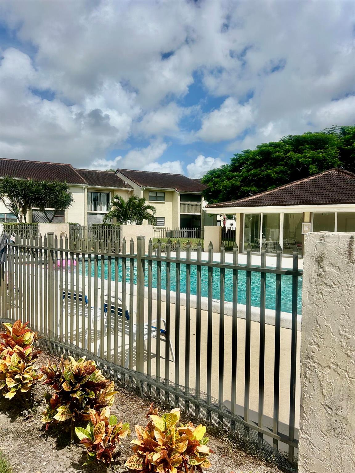 VALLHALA VILLAGE CONDO - Residential Lease