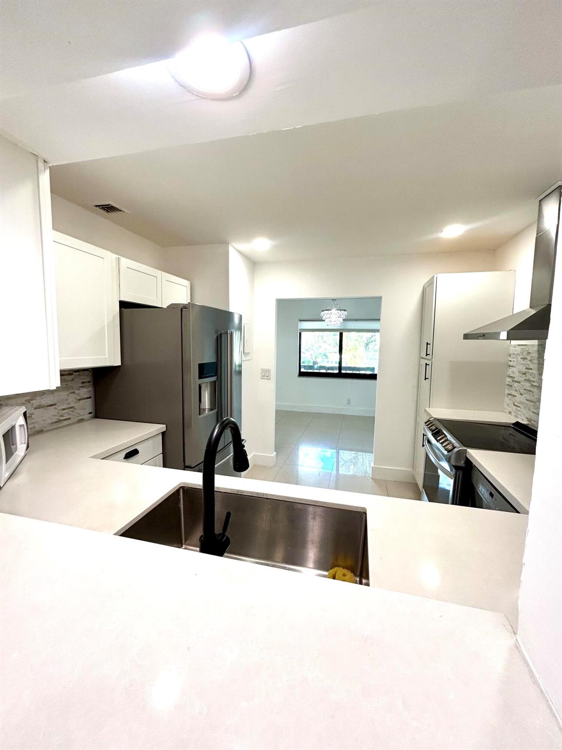 VALLHALA VILLAGE CONDO - Residential Lease