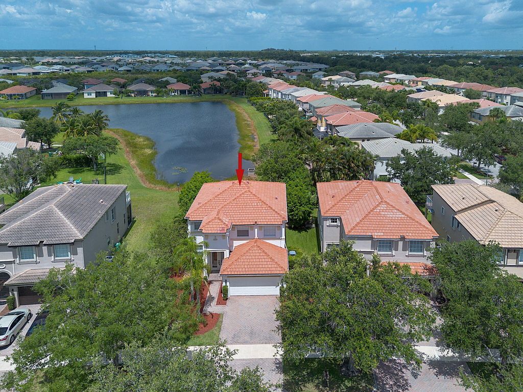 Photo of 11777 SW Bennington Circle, Port Saint Lucie, FL 34987 (MLS # R10993137)