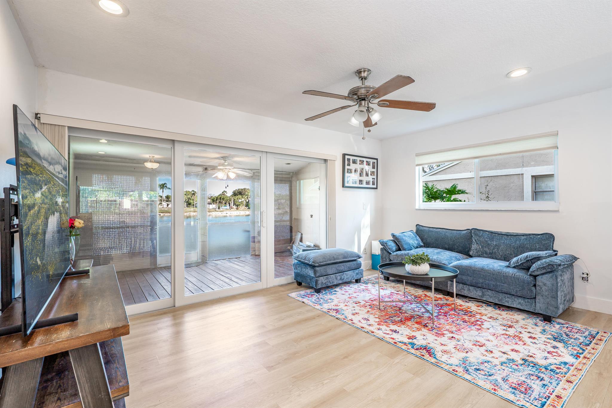 MOTIVATED!!!! Adorable and charming waterfront townhome perfectly situated in highly desirable Coconut Creek! Centrally located near shops and dining.
