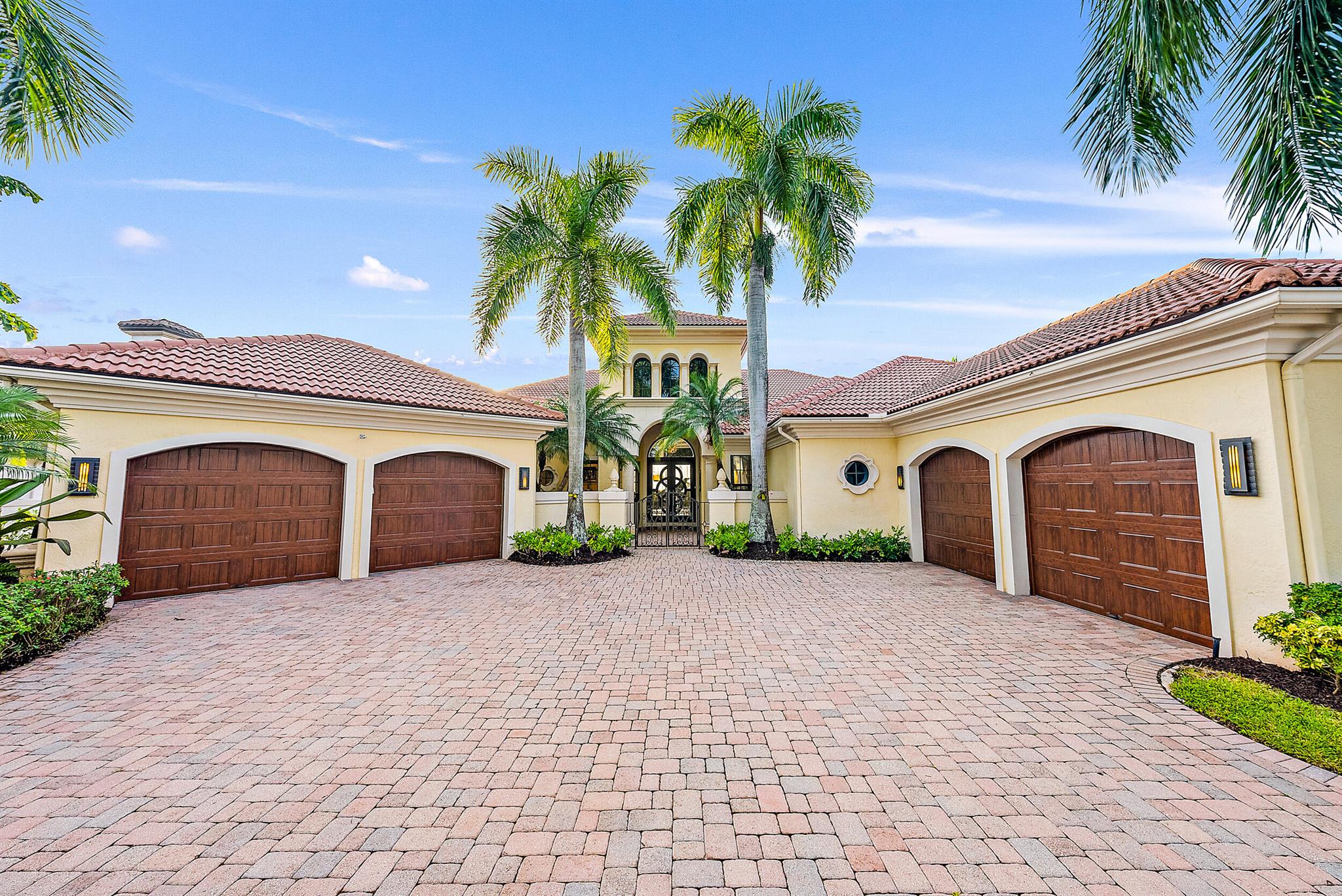 IBIS GOLF AND COUNTRY CLU - Residential