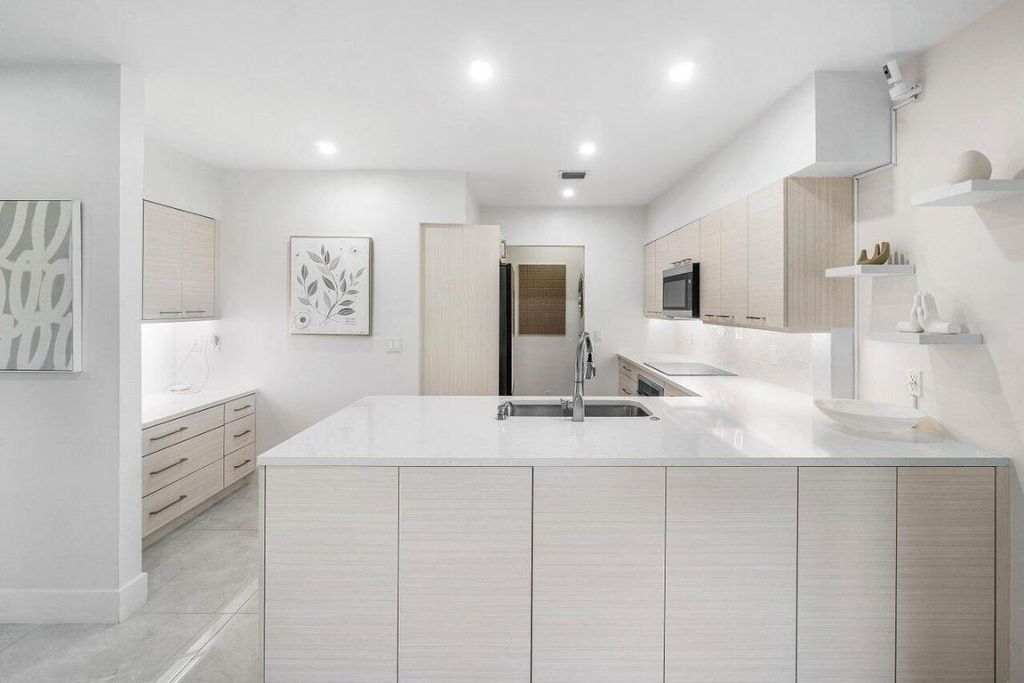 Photo of 19173 Sabal Lake Drive #5155, Boca Raton, FL 33434 (MLS # R11151887)