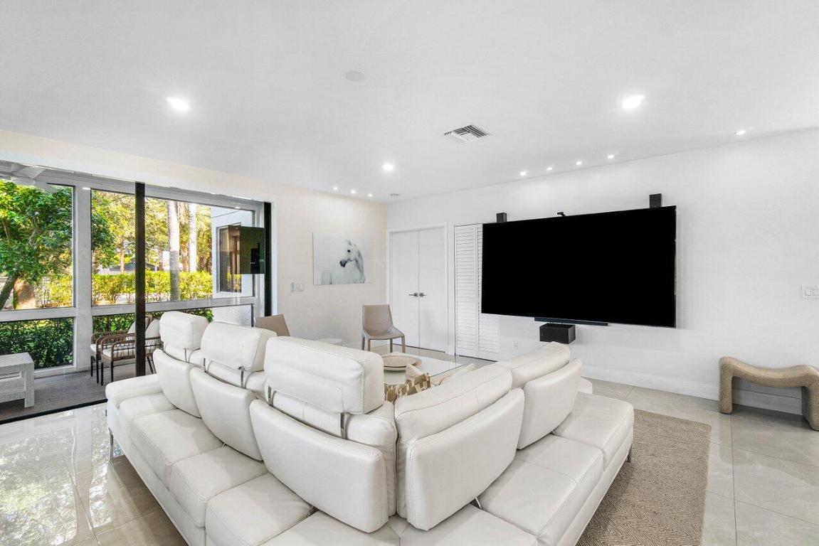 SABAL LAKE WEST OF BOCA WEST CONDO - Residential