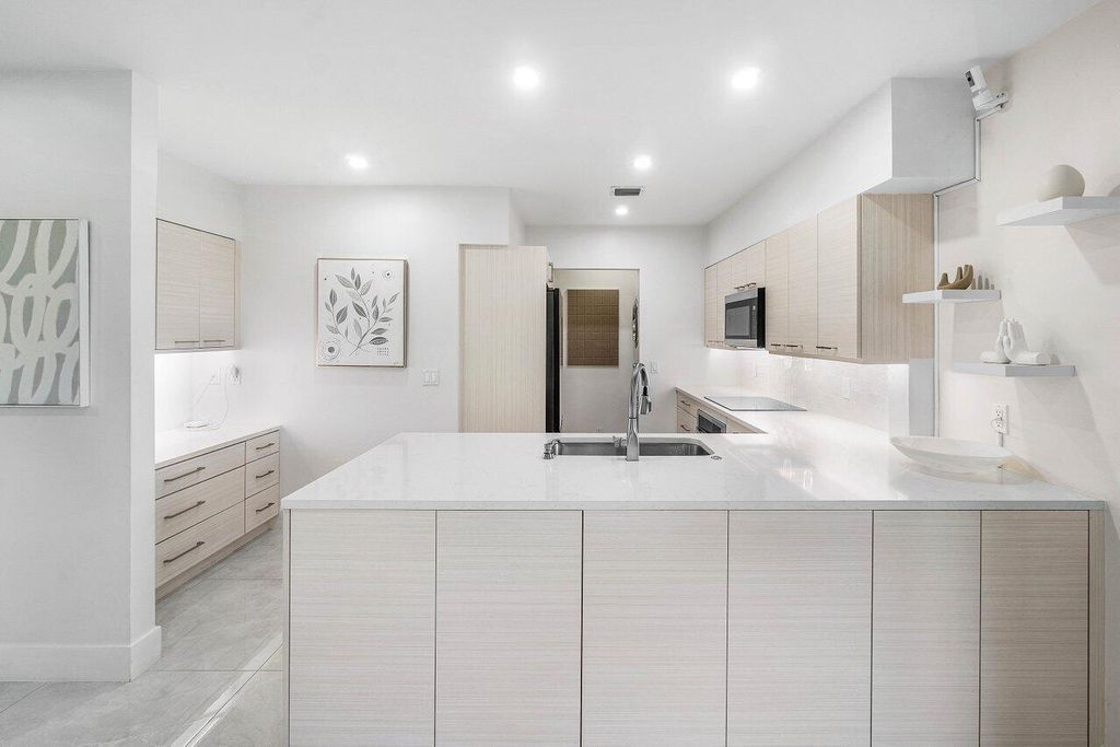 Photo of 19173 Sabal Lake Drive #5155, Boca Raton, FL 33434 (MLS # R11151887)