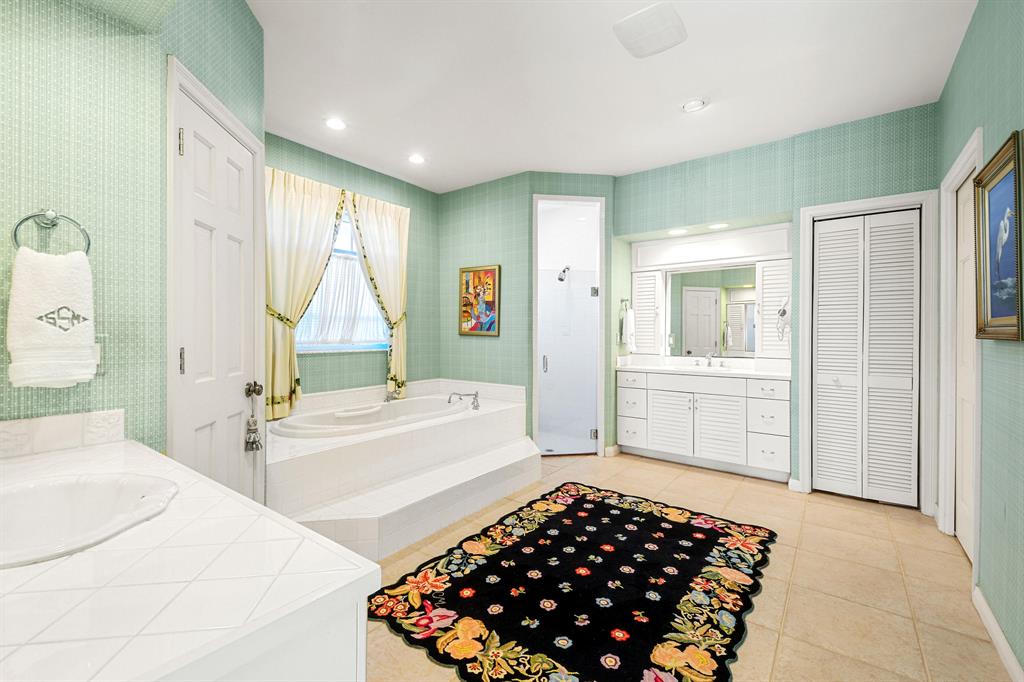 OLD PORT VILLAGE 1 - Residential