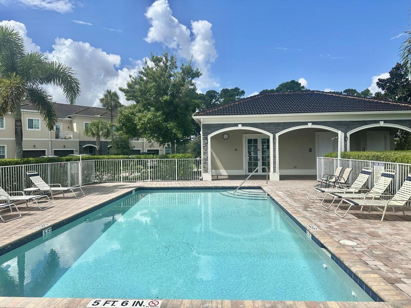 HERITAGE ENCLAVE - Residential Lease