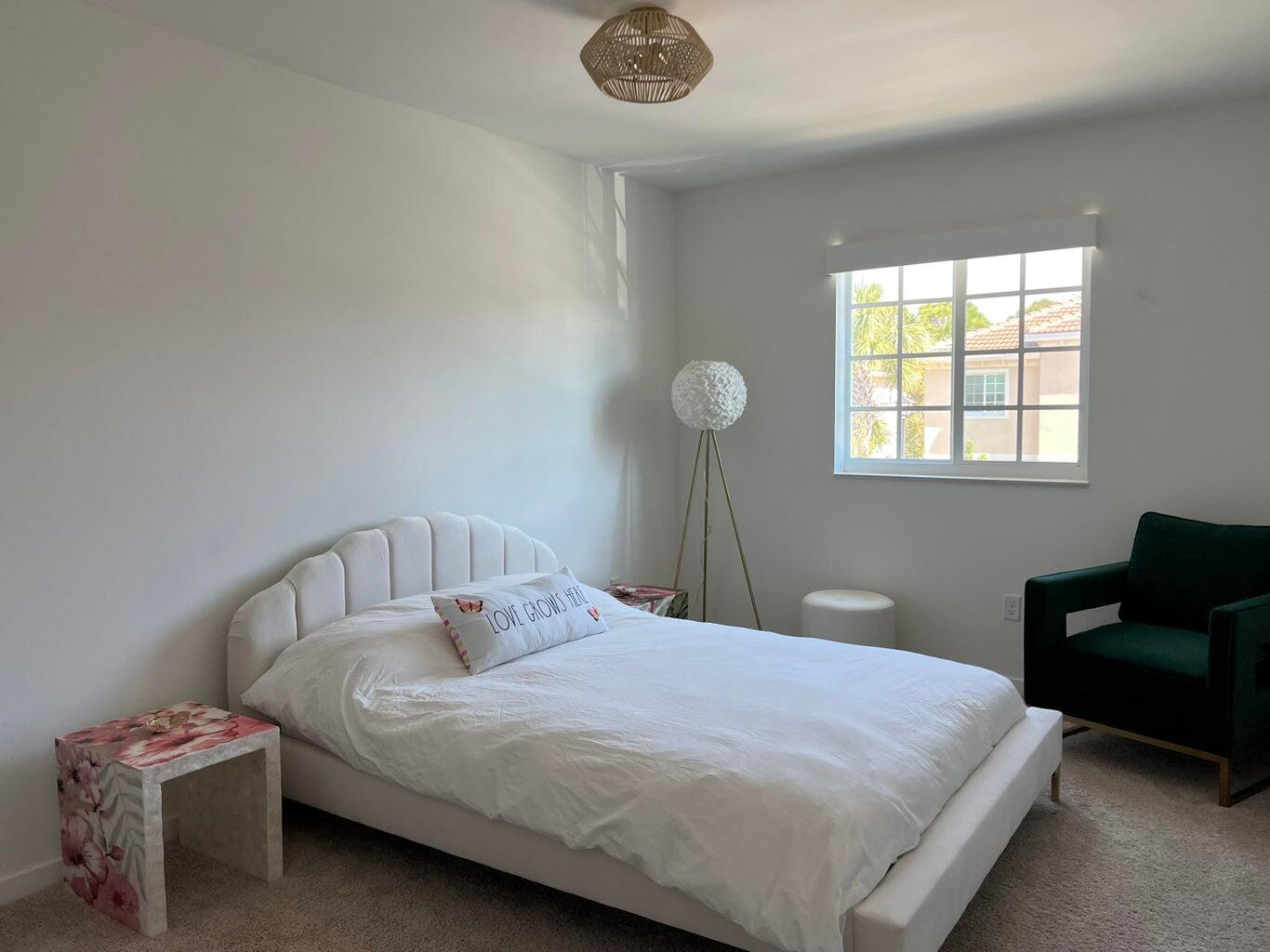 HERITAGE ENCLAVE - Residential Lease