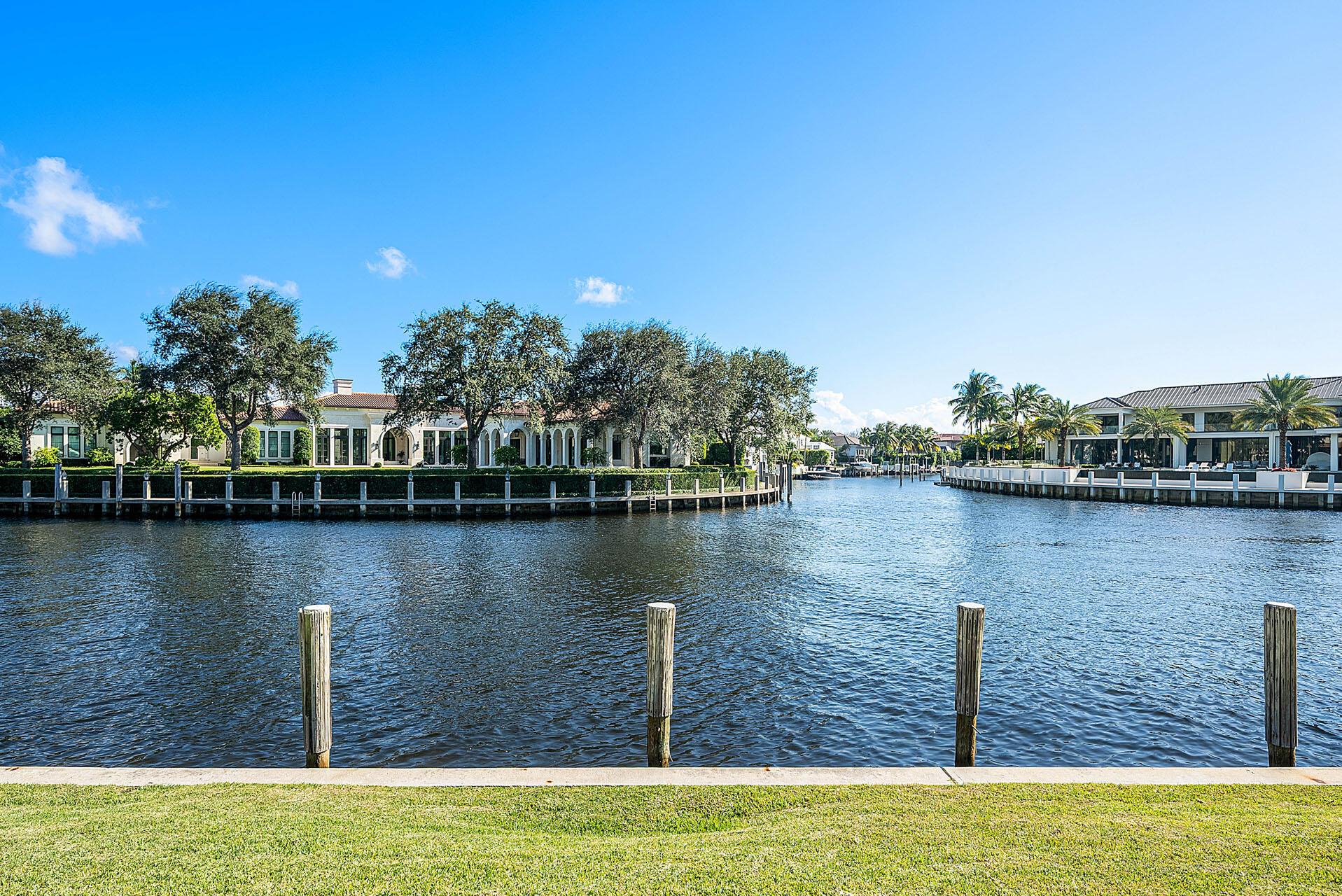 368 S Maya Palm Drive