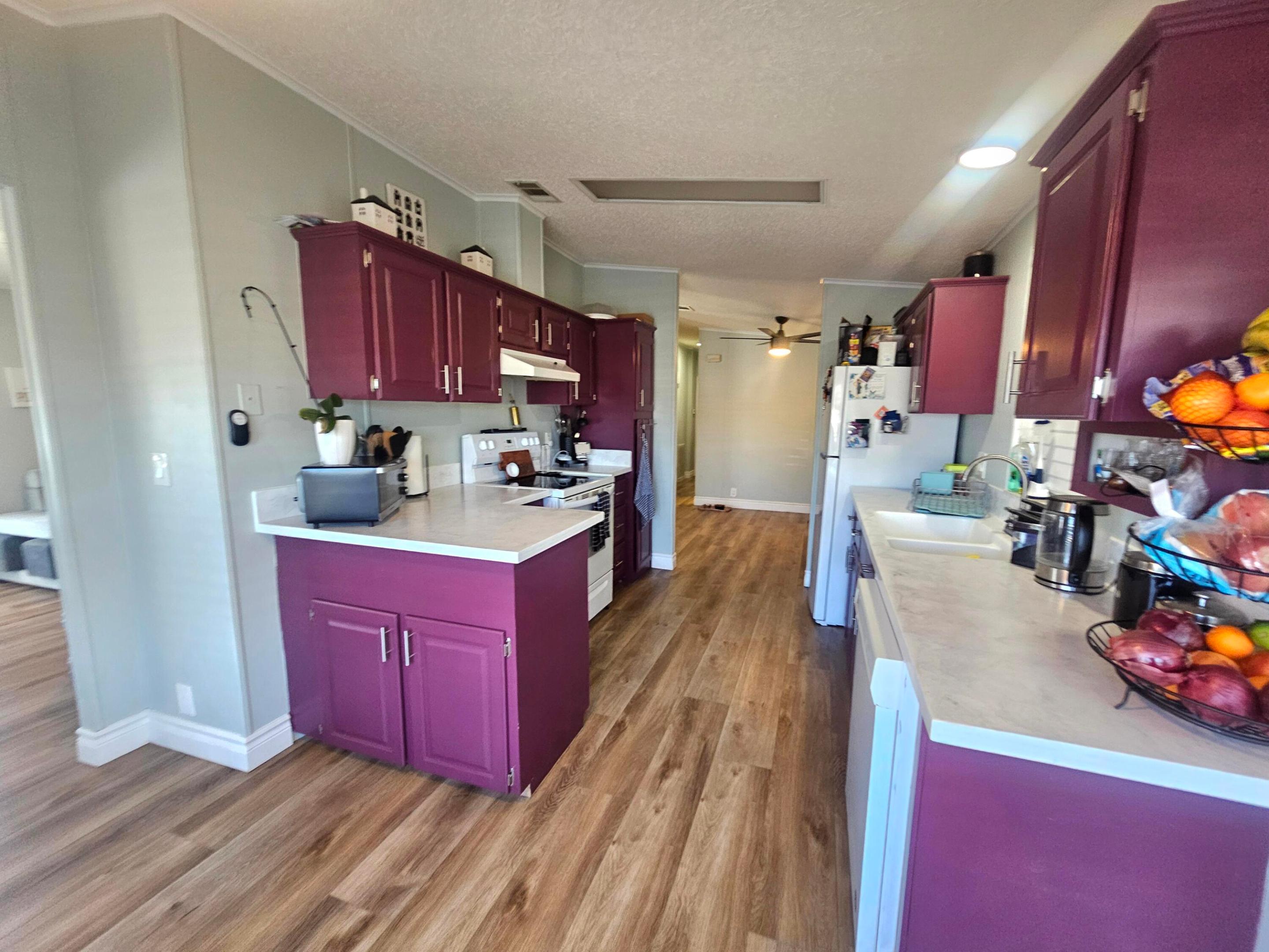 RIDGEWAY - Residential