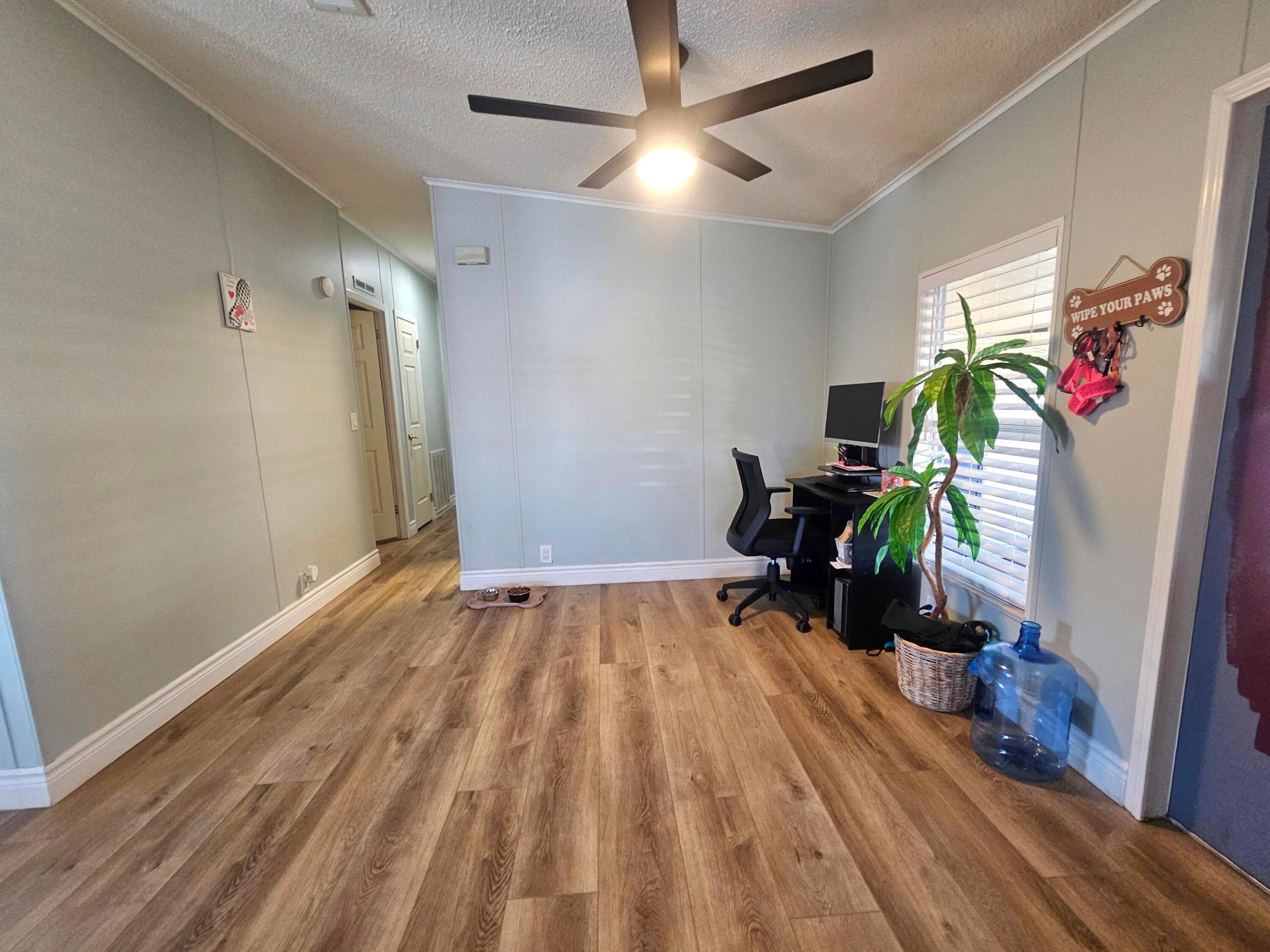 RIDGEWAY - Residential