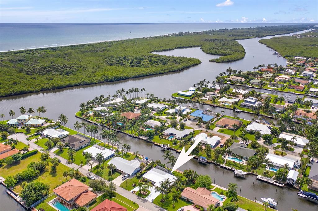 Photo of 8486 SE Palm Street, Hobe Sound, FL 33455 (MLS # R10744754)