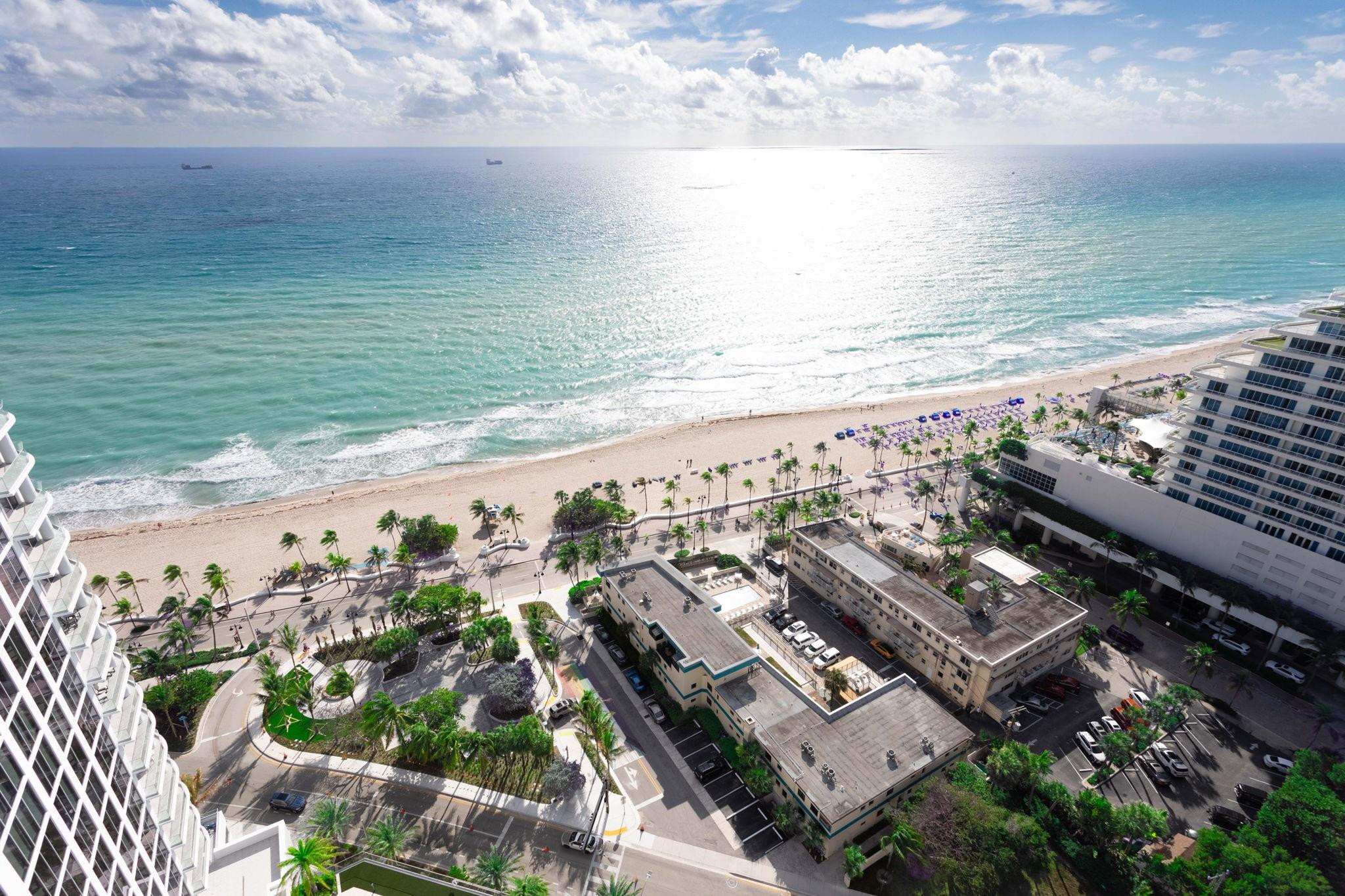 153 N Seabreeze Boulevard 2501-S