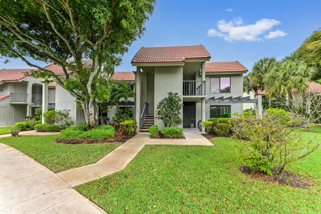 Photo of 5743 Fairway Park Court #105, Boynton Beach, FL 33437 (MLS # B26010361)