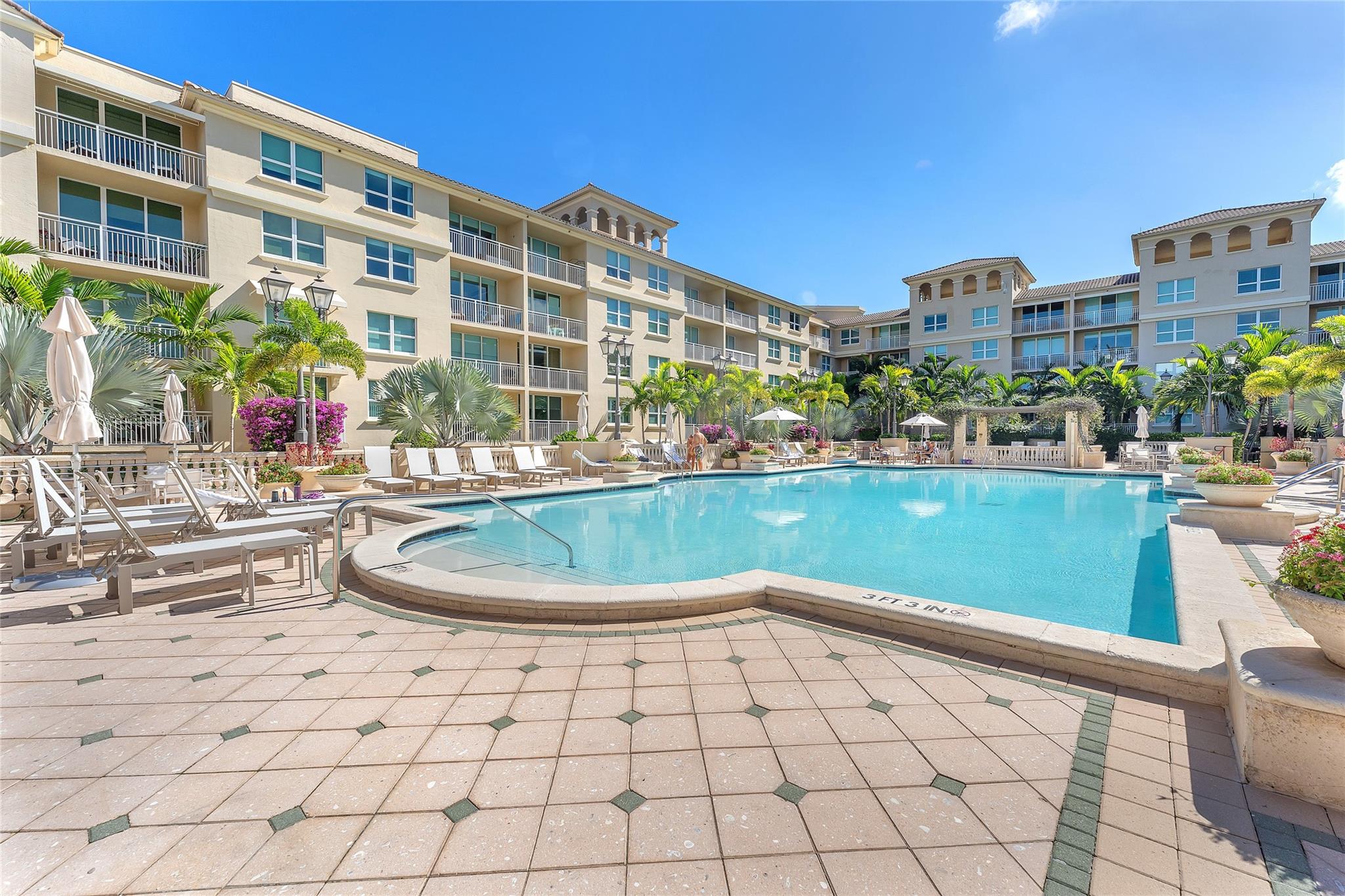 PALMETTO PLACE - Residential