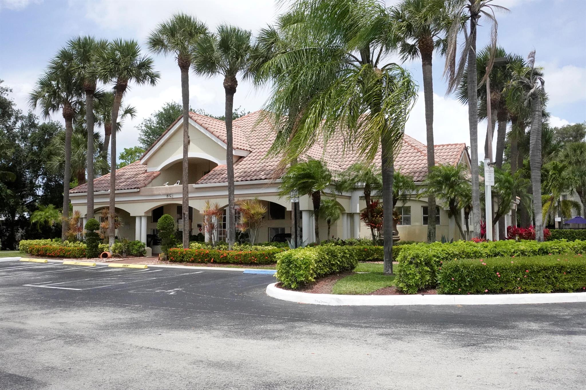 CASABLANCA ISLES CONDO - Residential Lease