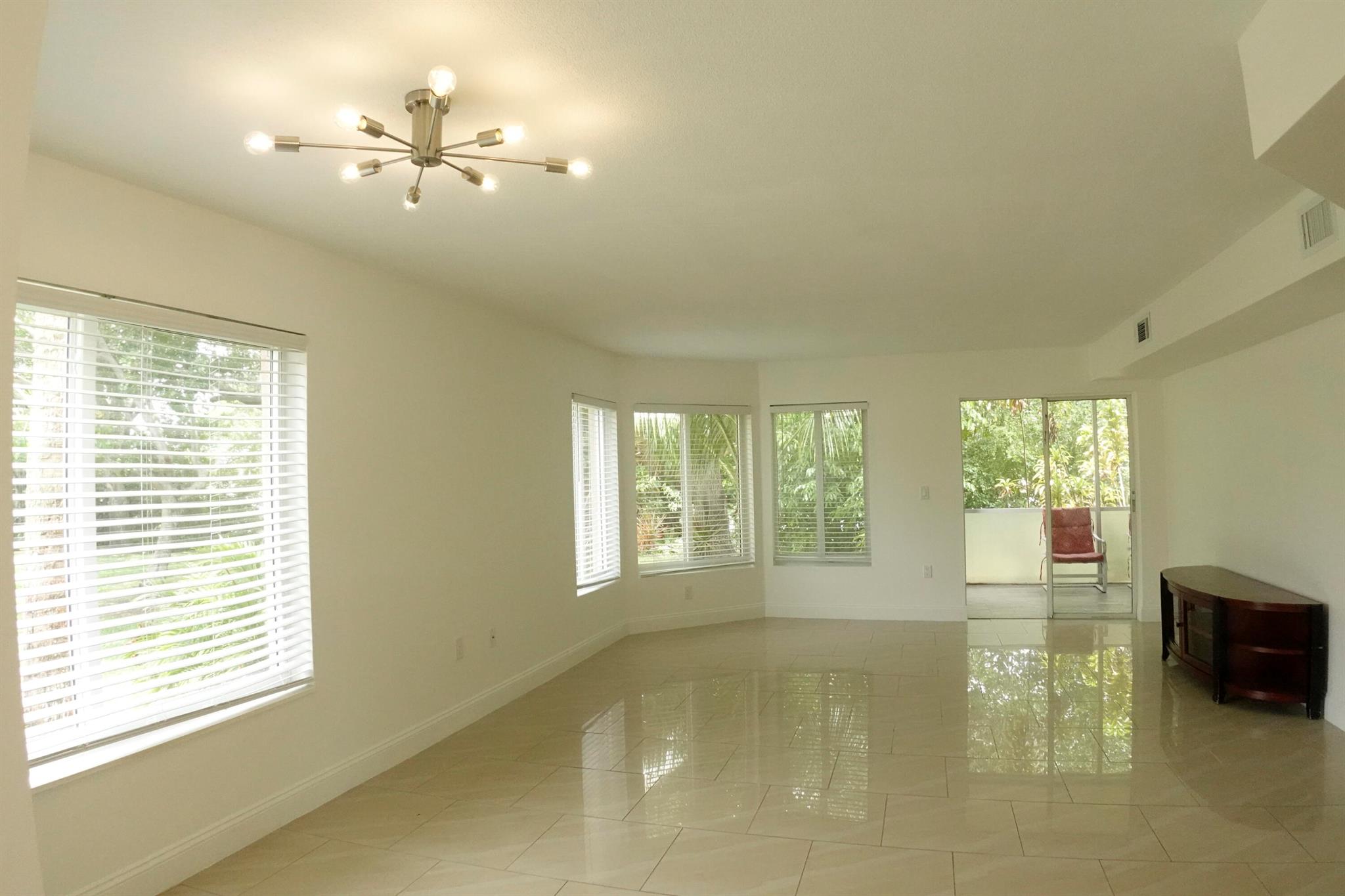 CASABLANCA ISLES CONDO - Residential Lease