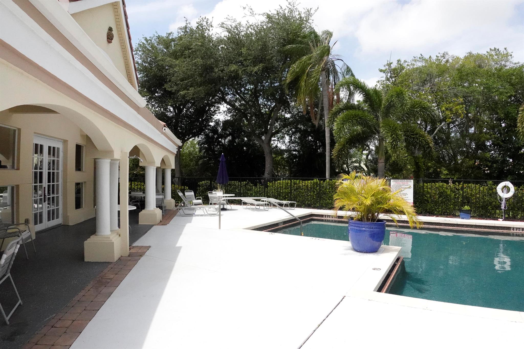 CASABLANCA ISLES CONDO - Residential Lease