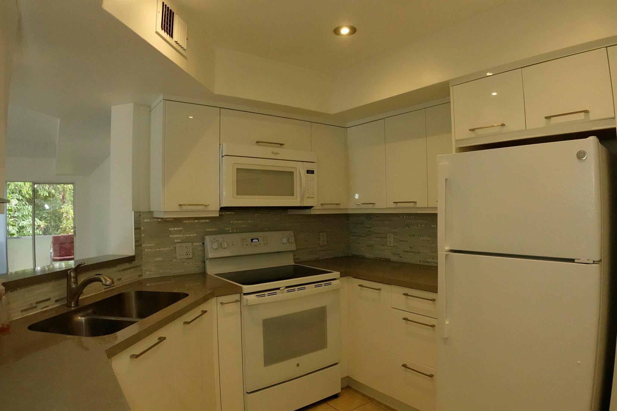 CASABLANCA ISLES CONDO - Residential Lease