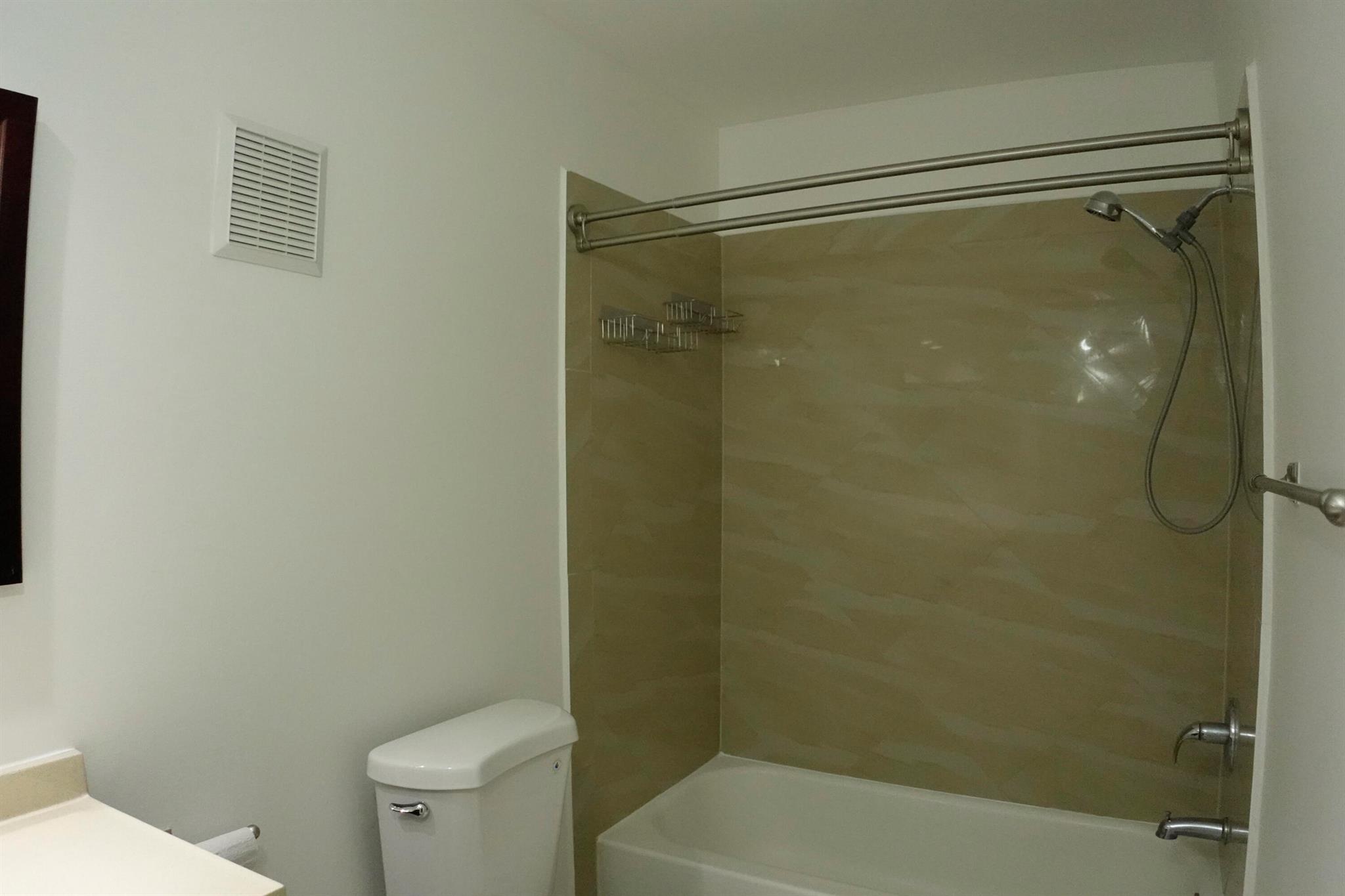 CASABLANCA ISLES CONDO - Residential Lease