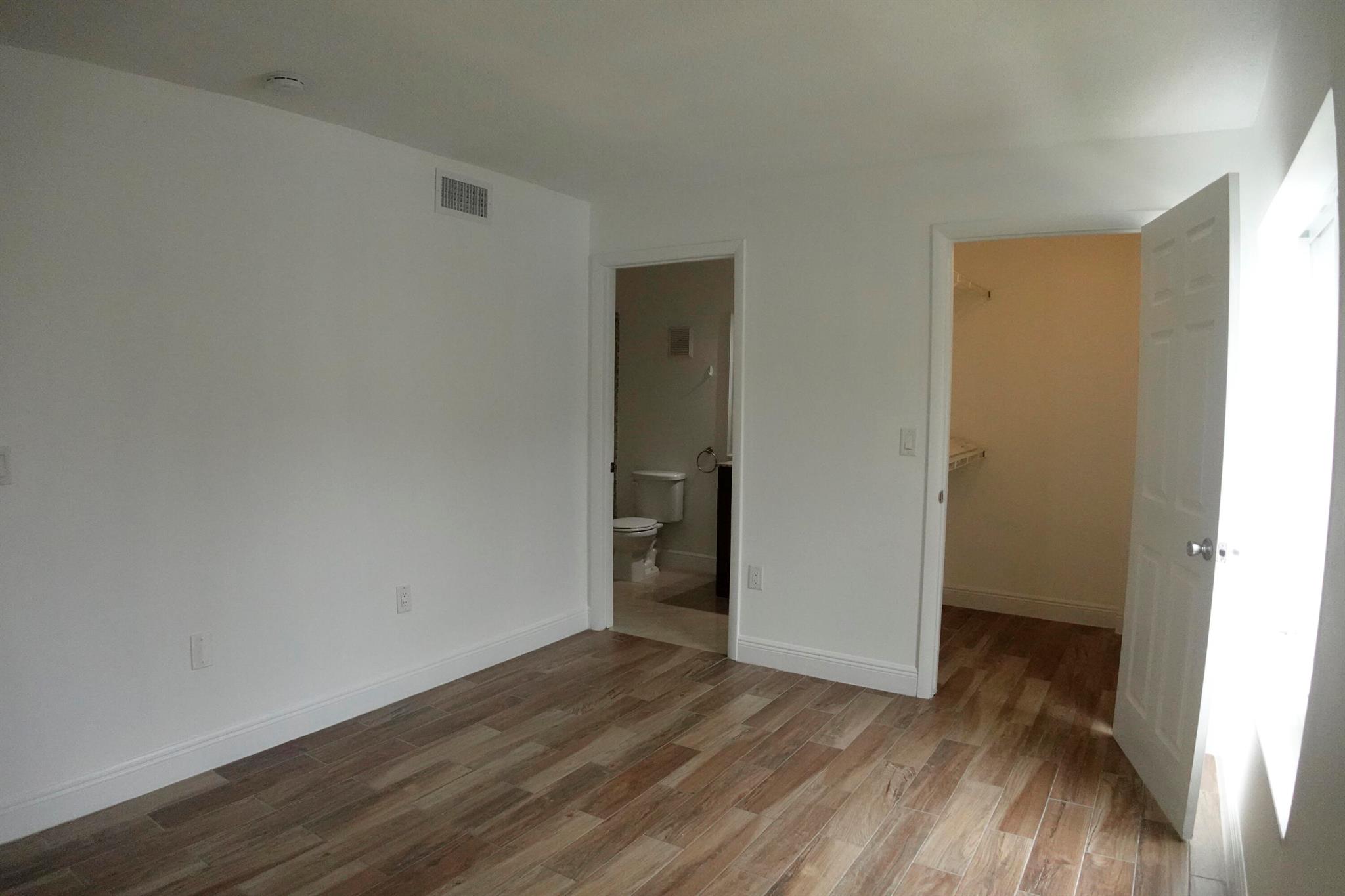 CASABLANCA ISLES CONDO - Residential Lease