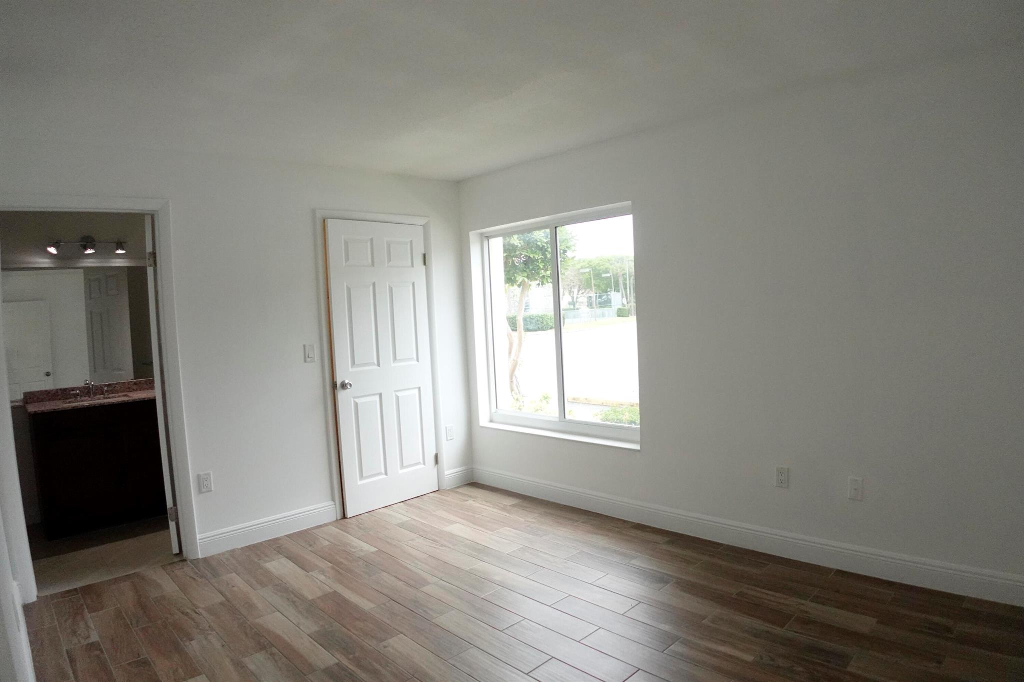 CASABLANCA ISLES CONDO - Residential Lease