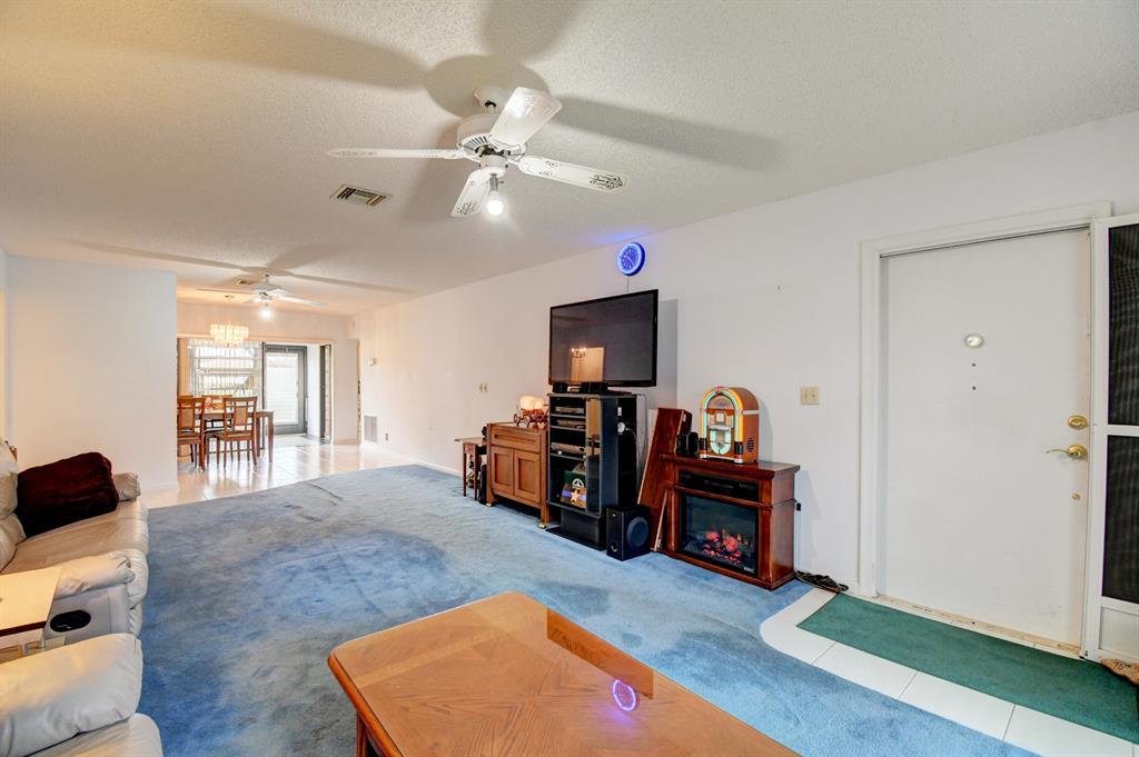 GREENTREE VILLAS CONDO - Residential