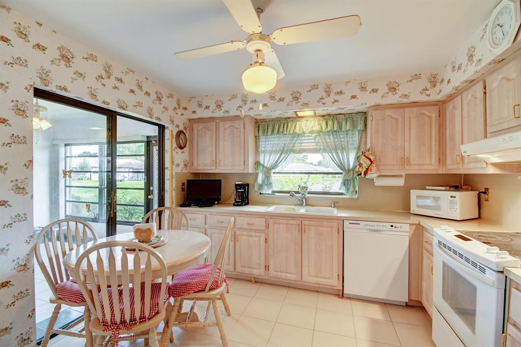 GREENTREE VILLAS CONDO - Residential