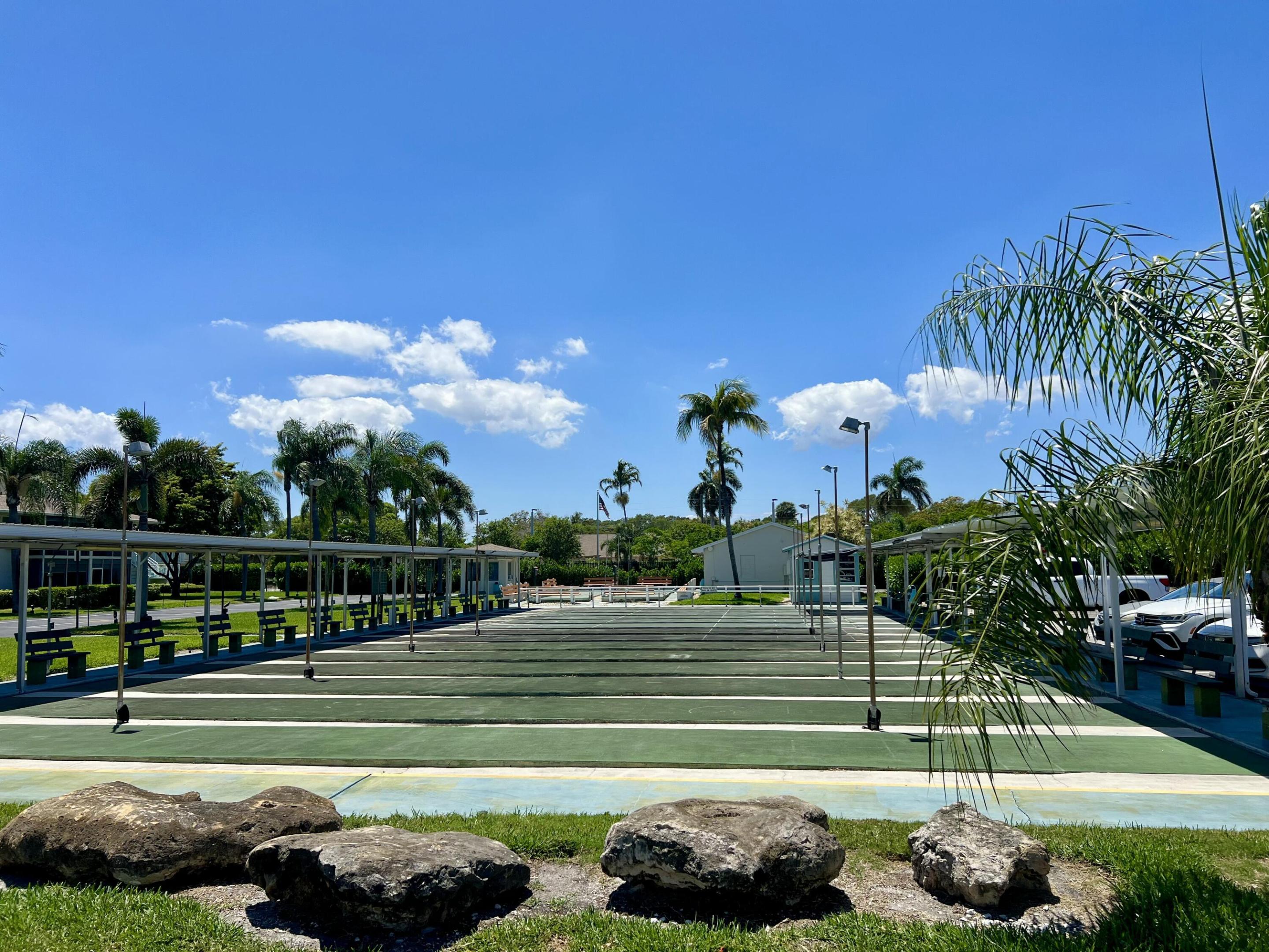 STERLING VILLAGE 850 CONDO - Residential Lease