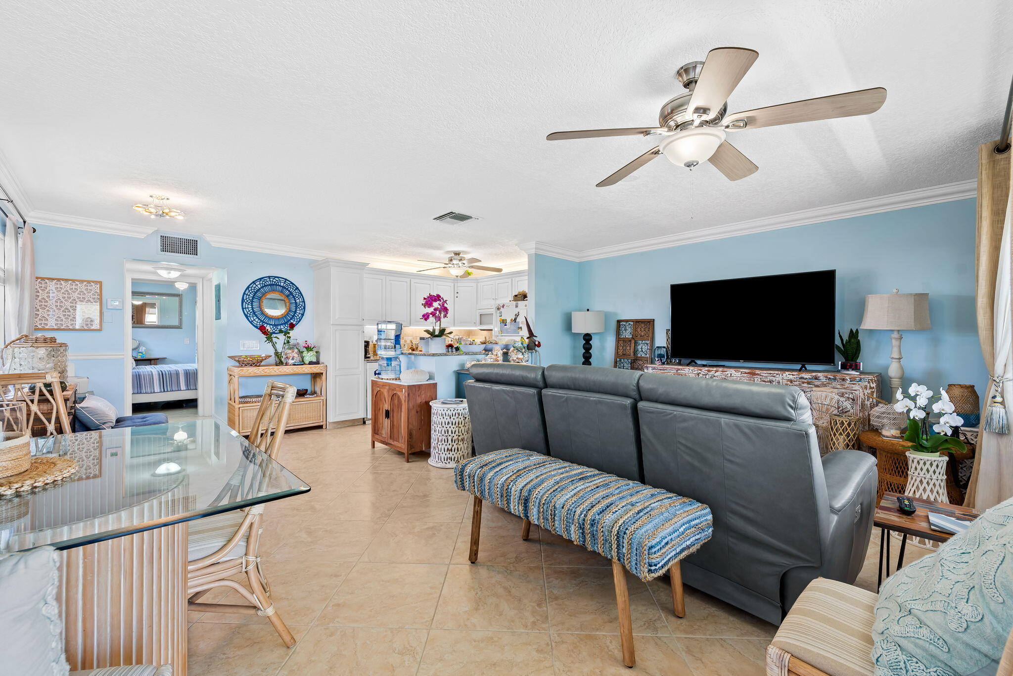 STERLING VILLAGE 850 CONDO - Residential Lease