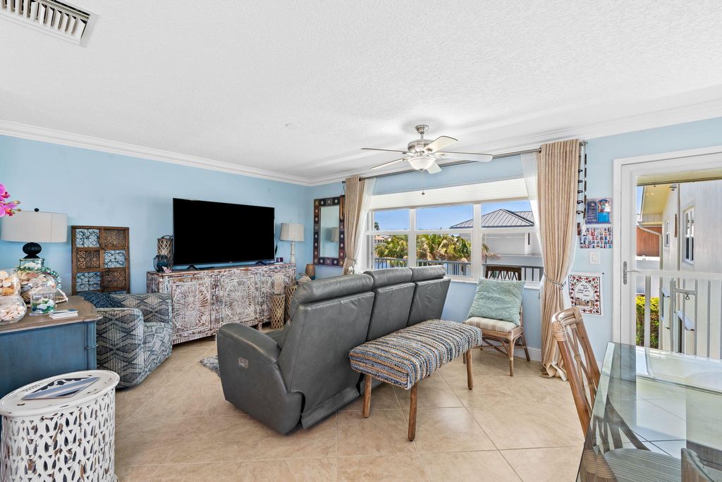 Photo of 850 E Horizons E #309, Boynton Beach, FL 33435 (MLS # B26026949)
