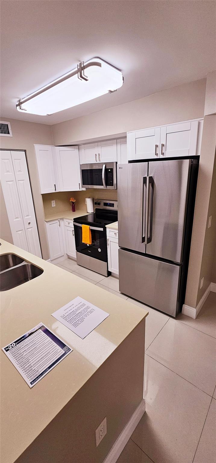 GREEN CAY VILLAGE CONDO - Residential Lease