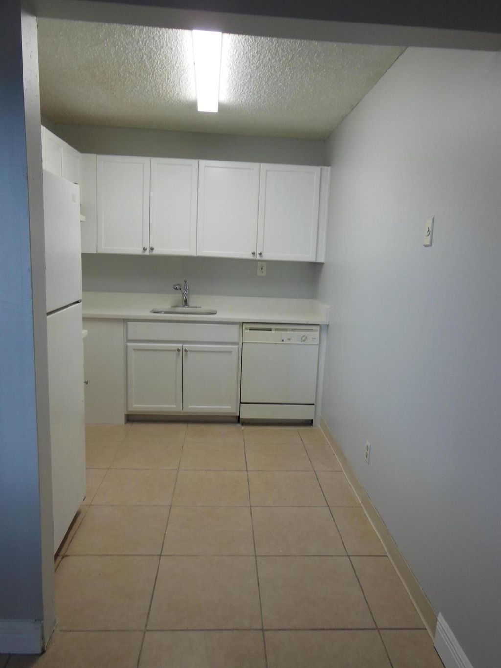 Photo of 103 Meadows Circle #103, Boynton Beach, FL 33436 (MLS # R11070647)