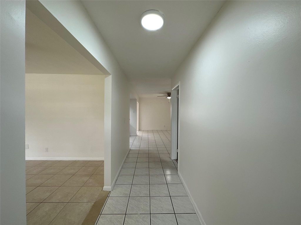 Photo of 500 Clear Lake Avenue, West Palm Beach, FL 33401 (MLS # F10450230)