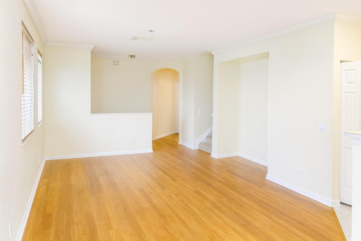 3261 Laurel Ridge Circle