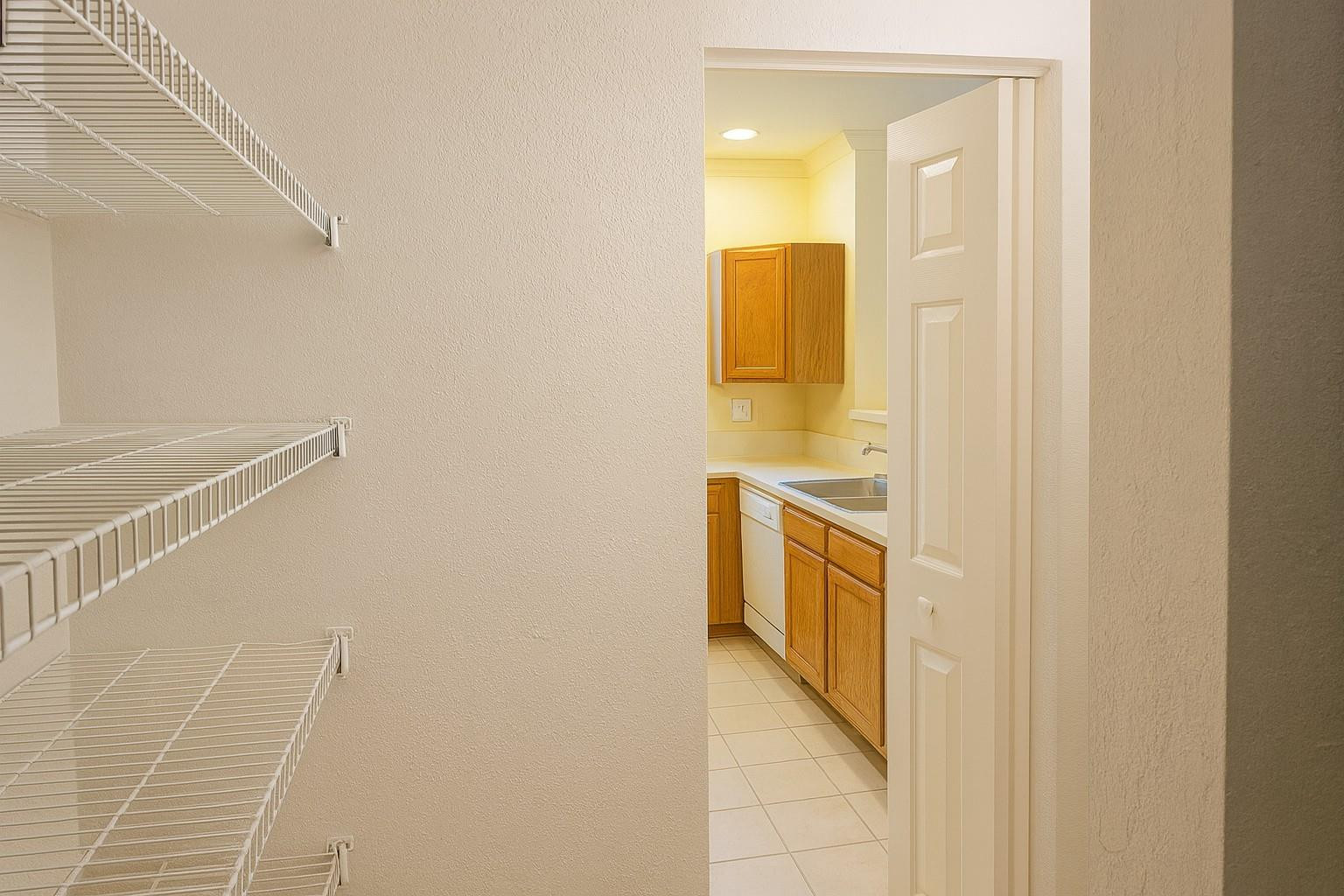 3261 Laurel Ridge Circle