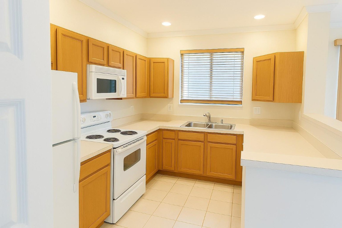 3261 Laurel Ridge Circle