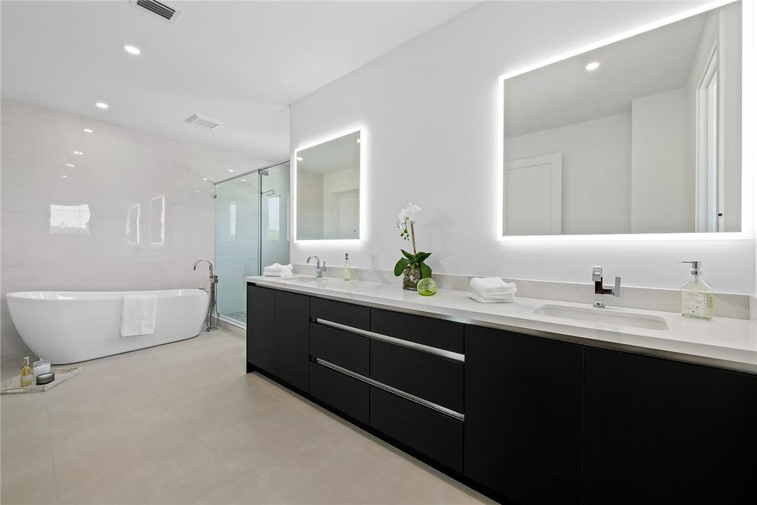 HILLSBORO SHORES - Residential