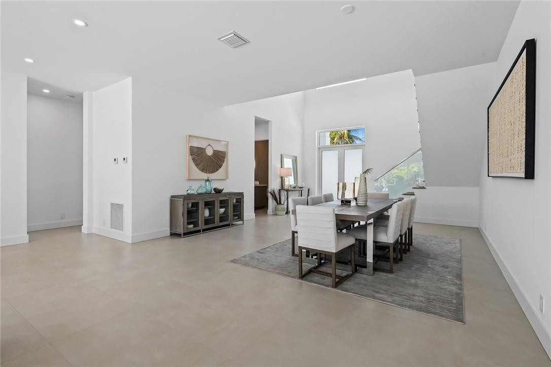 HILLSBORO SHORES - Residential