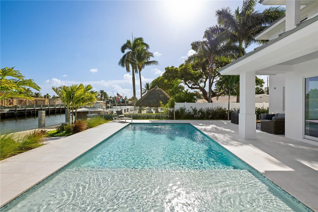 HILLSBORO SHORES - Residential