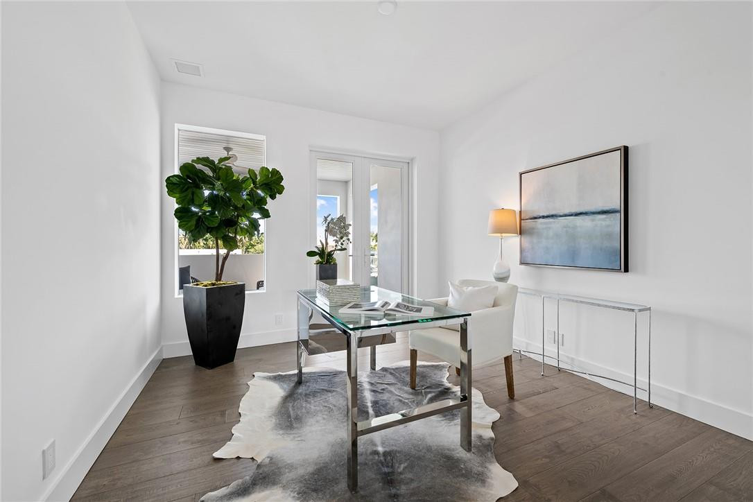 HILLSBORO SHORES - Residential