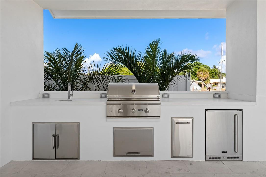 HILLSBORO SHORES - Residential