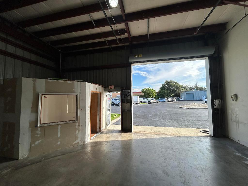 806 Old Dixie Highway 1