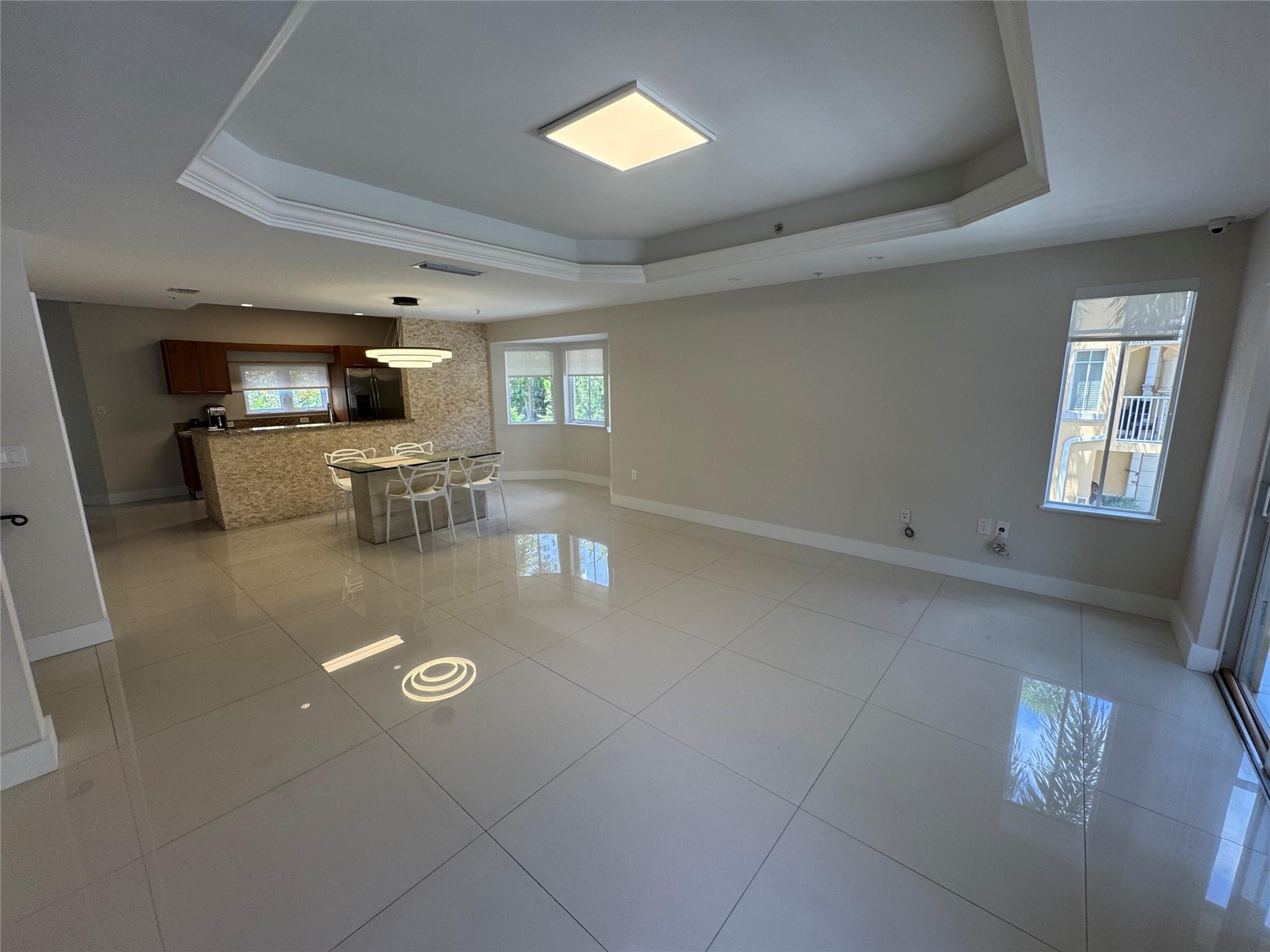 TERZETTO VILLAS - Residential Lease