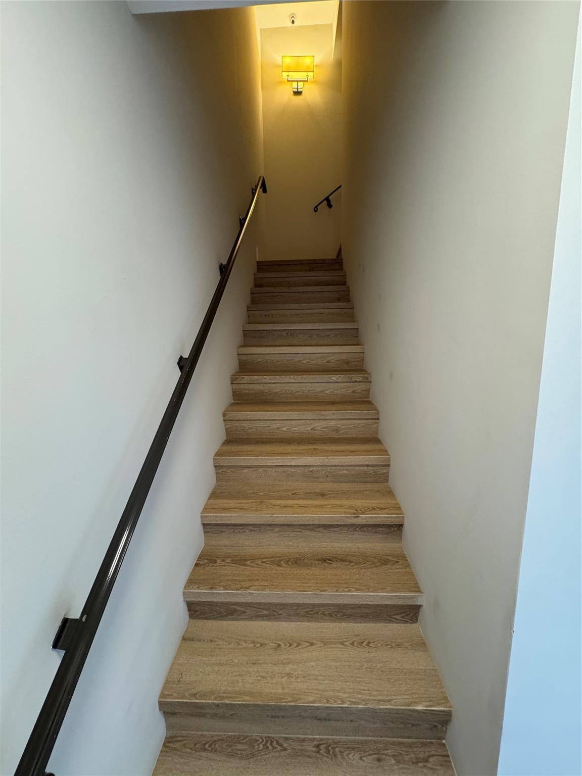 TERZETTO VILLAS - Residential Lease