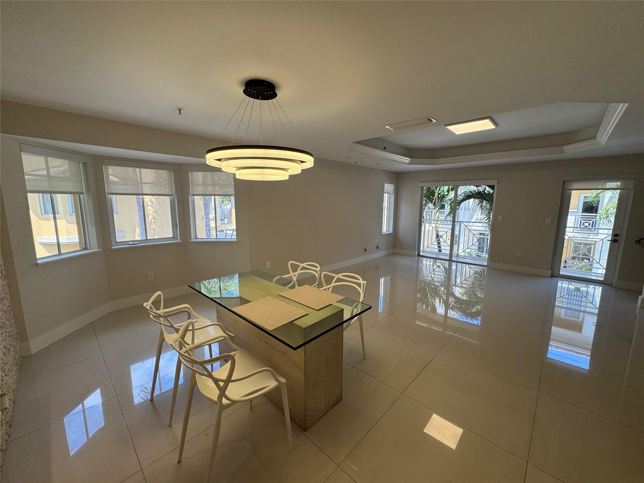 TERZETTO VILLAS - Residential Lease