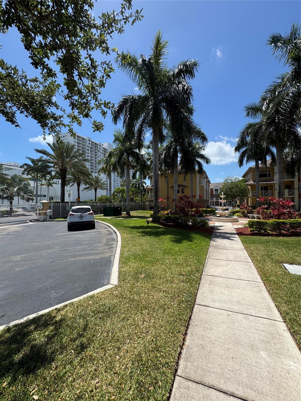 TERZETTO VILLAS - Residential Lease