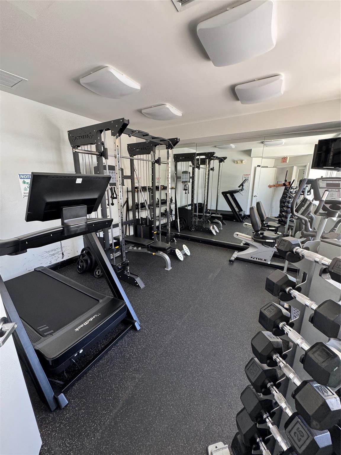 TERZETTO VILLAS - Residential Lease